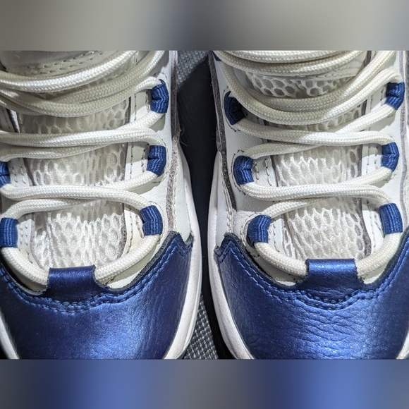 Kids size 12 Reebok Allen Iverson - Picture 7 of 13